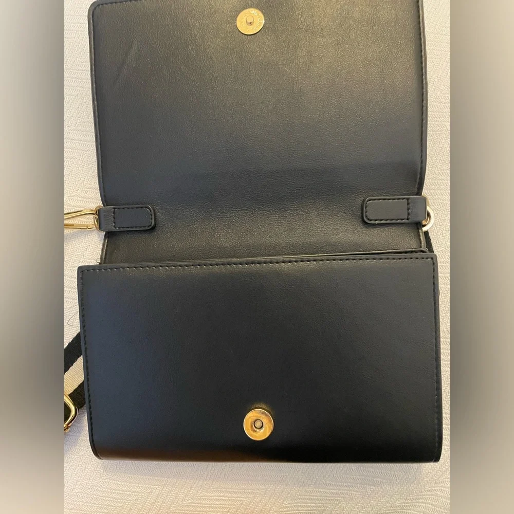 simons - Picture 2 of 5